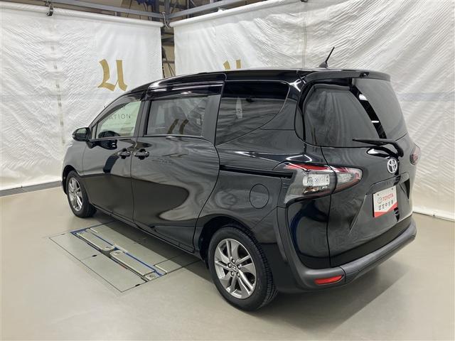 シエンタ Ｇ　フルセグ　メモリーナビ　ＤＶＤ再生　ミュージックプレイヤー接続可　バックカメラ　衝突被害軽減システム　ＥＴＣ　両側電動スライド　ＬＥＤヘッドランプ　ウオークスルー　乗車定員７人　３列シート（7枚目）