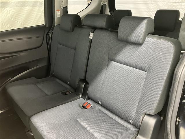 シエンタ Ｇ　フルセグ　メモリーナビ　ＤＶＤ再生　ミュージックプレイヤー接続可　バックカメラ　衝突被害軽減システム　ＥＴＣ　両側電動スライド　ＬＥＤヘッドランプ　ウオークスルー　乗車定員７人　３列シート（25枚目）