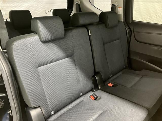 シエンタ Ｇ　フルセグ　メモリーナビ　ＤＶＤ再生　ミュージックプレイヤー接続可　バックカメラ　衝突被害軽減システム　ＥＴＣ　両側電動スライド　ＬＥＤヘッドランプ　ウオークスルー　乗車定員７人　３列シート（29枚目）