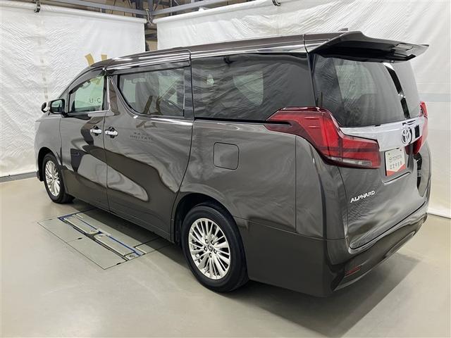 アルファード 2.5G 4WD フルセグ ミュージックプレイヤー接続可 バックカメラ 衝突被害軽減システム ETC ドラレコ 両側電動スライド LEDヘッドランプ 乗車定員7人 3列シート ワンオーナー アイドリングストップ(7枚目)