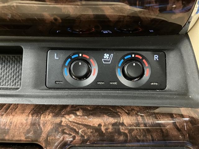 アルファード 2.5G 4WD フルセグ ミュージックプレイヤー接続可 バックカメラ 衝突被害軽減システム ETC ドラレコ 両側電動スライド LEDヘッドランプ 乗車定員7人 3列シート ワンオーナー アイドリングストップ(33枚目)