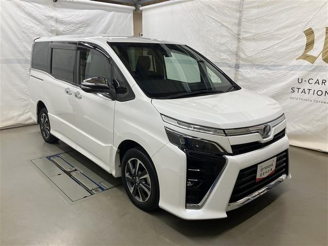 ヴォクシー ＺＳ　煌ＩＩ　４ＷＤ　フルセグ　メモリーナビ　ＤＶＤ再生　ミュージックプレイヤー接続可　バックカメラ　衝突被害軽減システム　ＥＴＣ　ドラレコ　両側電動スライド　ＬＥＤヘッドランプ　ウオークスルー　乗車定員７人（6枚目）