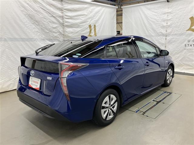 プリウス Ａ　フルセグ　メモリーナビ　ＤＶＤ再生　ミュージックプレイヤー接続可　バックカメラ　衝突被害軽減システム　ＥＴＣ　ＬＥＤヘッドランプ（8枚目）