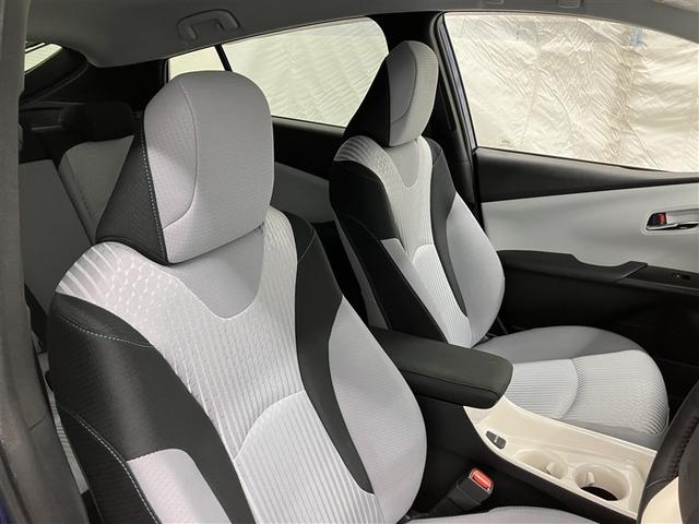 プリウス Ａ　フルセグ　メモリーナビ　ＤＶＤ再生　ミュージックプレイヤー接続可　バックカメラ　衝突被害軽減システム　ＥＴＣ　ＬＥＤヘッドランプ（19枚目）