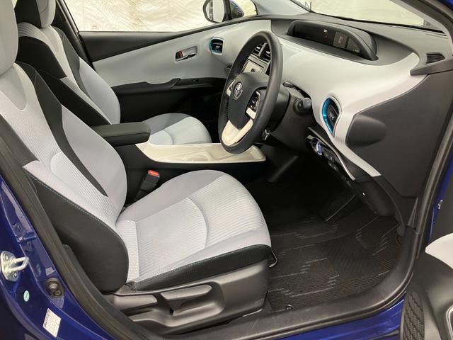 プリウス Ａ　フルセグ　メモリーナビ　ＤＶＤ再生　ミュージックプレイヤー接続可　バックカメラ　衝突被害軽減システム　ＥＴＣ　ＬＥＤヘッドランプ（21枚目）