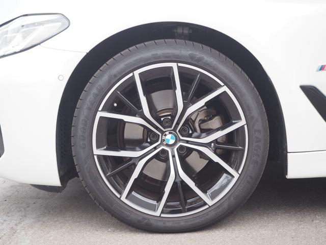 ５シリーズ ５２３ｄ　ｘＤｒｉｖｅ　Ｍスポーツ　認定中古車　ブラックレザー　シートヒーター　アクティズクルーズコントロール　ヘッドアップディスプレイ　純正１９インチアルミホイール　電動トランク　アダプティブＬＥＤヘッドライト　フロント電動シート（7枚目）