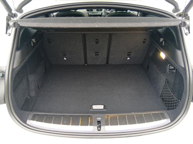 Ｘ２ ｘＤｒｉｖｅ　２０ｄ　ＭスポーツＸ　認定中古車　ガラスサンルーフ　ヘッドアップディスプレイ　アクティブクルーズコントロール　バックカメラ　２０インチアルミホイール　電動トランク　ＬＥＤヘッドライト　被害権限ブレーキ（33枚目）