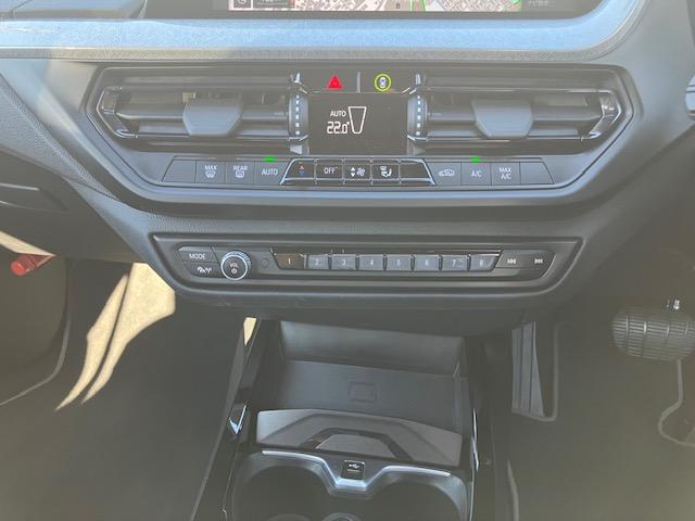 1シリーズ 116i 認定中古車 純正ナビ 純正バックカメラ LEDヘッドライト 純正ETC(27枚目)