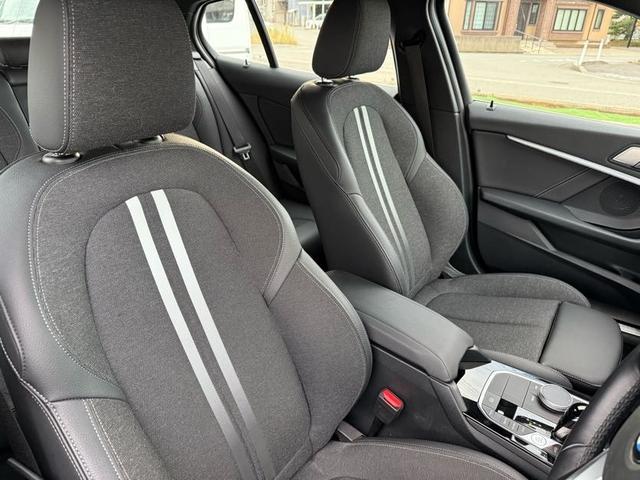 1シリーズ 116i 認定中古車 アクティブクルーズコントロール ETC車載器 LEDヘッドライト 純正ナビ バックカメラ Apple car play 17インチホイール 被害軽減ブレーキ(12枚目)