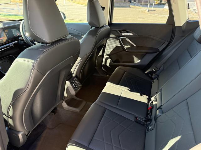 Ｘ１ ｘＤｒｉｖｅ　２０ｄ　ｘライン　認定中古車　アクティブクルーズコントロール　ヘッドアップディスプレイ　全周囲カメラ　アップルカープレイ　ワイヤレスチャージャー　電動トランク　ＬＥＤヘッドライト（13枚目）