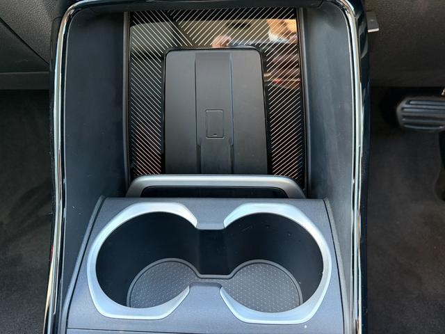 Ｘ１ ｘＤｒｉｖｅ　２０ｄ　ｘライン　認定中古車　アクティブクルーズコントロール　ヘッドアップディスプレイ　全周囲カメラ　アップルカープレイ　ワイヤレスチャージャー　電動トランク　ＬＥＤヘッドライト（22枚目）