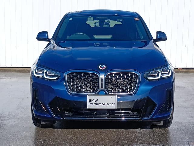 X4 xDrive 30i Mスポーツ 認定中古車 ブラックレザー ガラスサンルーフ 液晶メーター ステアリングヒーター シートヒーター・ベンチレーション ワイヤレスチャージャー アップルカープレイ 電動トランク(2枚目)
