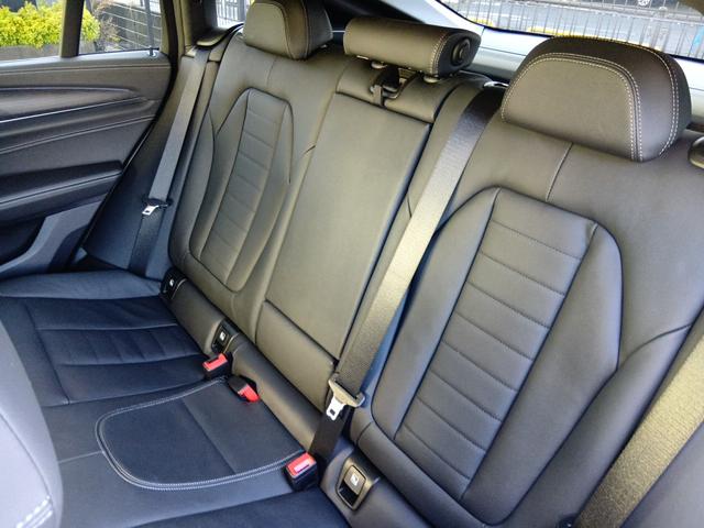 X4 xDrive 30i Mスポーツ 認定中古車 ブラックレザー ガラスサンルーフ 液晶メーター ステアリングヒーター シートヒーター・ベンチレーション ワイヤレスチャージャー アップルカープレイ 電動トランク(12枚目)