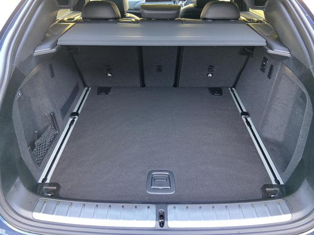 X4 xDrive 30i Mスポーツ 認定中古車 ブラックレザー ガラスサンルーフ 液晶メーター ステアリングヒーター シートヒーター・ベンチレーション ワイヤレスチャージャー アップルカープレイ 電動トランク(27枚目)