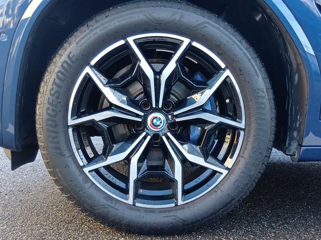 X4 xDrive 30i Mスポーツ 認定中古車 ブラックレザー ガラスサンルーフ 液晶メーター ステアリングヒーター シートヒーター・ベンチレーション ワイヤレスチャージャー アップルカープレイ 電動トランク(31枚目)