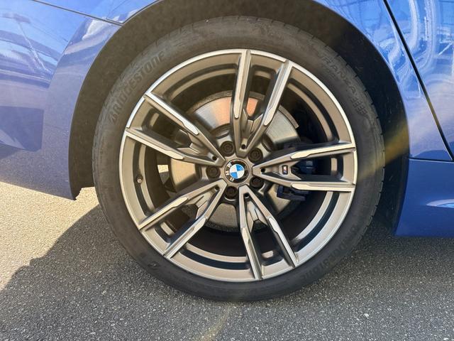 ３シリーズ Ｍ３４０ｉ　ｘＤｒｉｖｅ　認定中古車　レーザーライト　ベージュレザー　ハーマンカードンスピーカー　液晶メーター　アクティブクルーズコントロール　ヘッドアップディスプレイ　電動トランク　アップルカープレイ（27枚目）