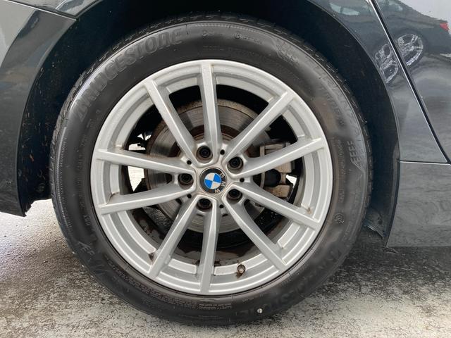 3シリーズ 320i 認定中古車 アクティブクルーズコントロール シートヒーター ワイヤレス充電 Applecarplay バックカメラ 17インチAW ETC車載器(12枚目)