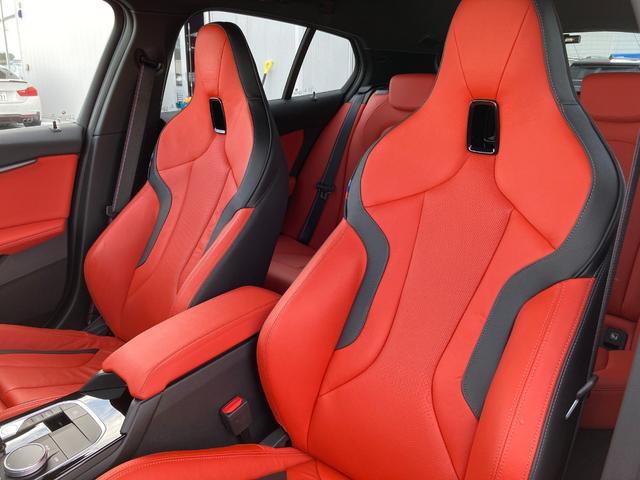 �U�����E�T�O�O�O�j������Q�N�E���s�������Ȃǂ��ԂP��P��ɂ��قȂ�܂��B