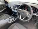 320i 認定中古車 アクティブクルーズコントロール シートヒーター ワイヤレス充電 Applecarplay バックカメラ 17インチAW ETC車載器(13枚目)