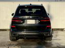 Ｘ７ ｘＤｒｉｖｅ　４０ｄ　Ｍスポーツ　認定中古車　元デモカー　茶革　パノラマサンルーフ　カーブドディスプレイ　エアサスペンション　ハーマンカードンスピーカー　シーとマッサージ　ドリンクホルダークーラー／ヒーター（8枚目）