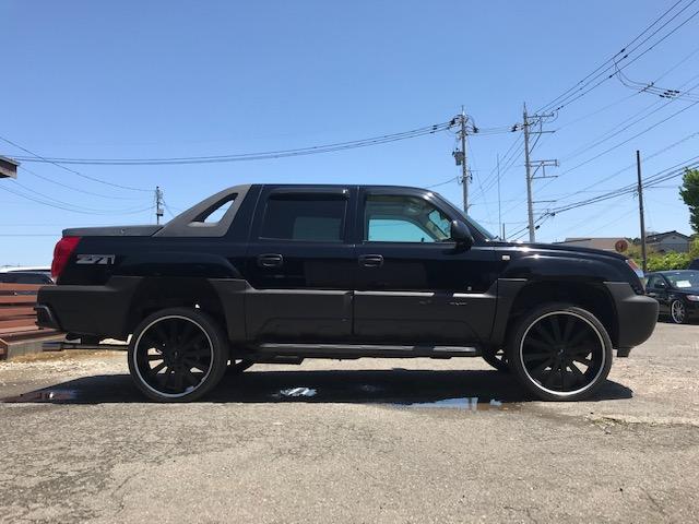 Z71 4WD 新車並行 ジェネリー26インチアルミ(5枚目)
