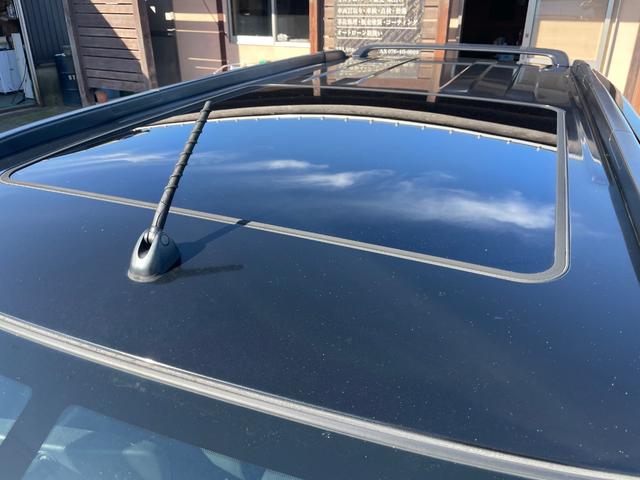 希少なサンルーフ付！