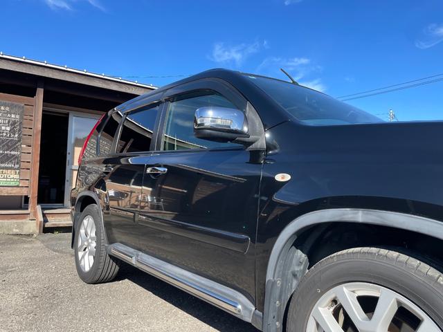 サイドのメッキモールも純正オプション品です！