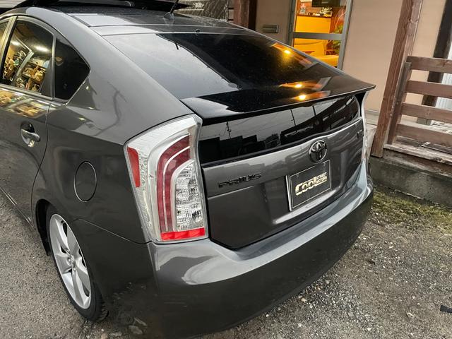 プリウス S LEDエディション US後期スタイルデモカー USDM サンルーフ 車高調 LEXONリップ 純正LEDヘッドライトUS加工 US後期仕様テール 内装LED打ち替え(6枚目)