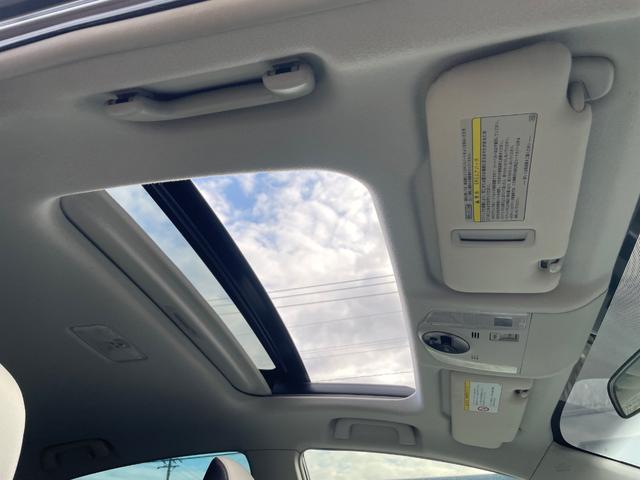 プリウス S LEDエディション US後期スタイルデモカー USDM サンルーフ 車高調 LEXONリップ 純正LEDヘッドライトUS加工 US後期仕様テール 内装LED打ち替え(9枚目)