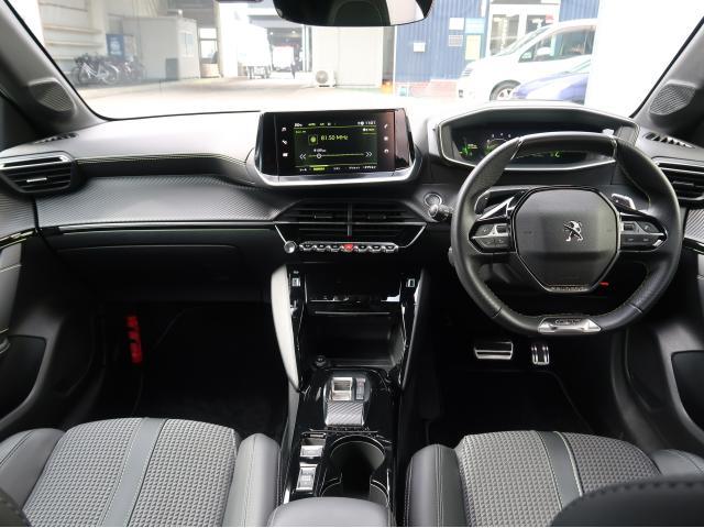 208 GT 新車保証継承+1年間走行距離無制限認定中古車保証 ETC アクティブクルーズコントロール(ストップ&ゴー機能付)17インチアロイホイール 前後ドライブレコーダー アップルカープレイ アンドロイドオート(2枚目)