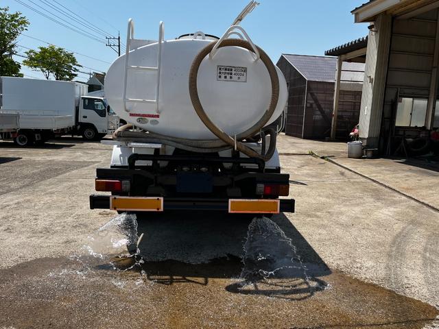 デュトロ 　４トン散水車　サカイ製４０００ＫＬ（7枚目）