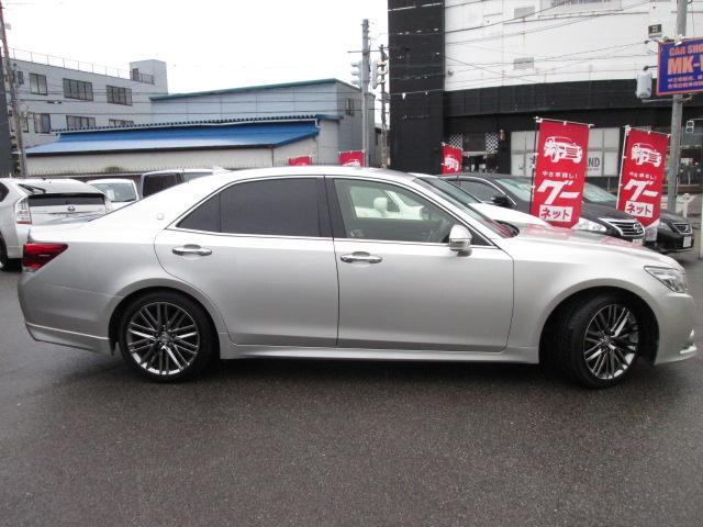アスリートS 純正マルチTV 18インチアルミ 黒皮シート 禁煙車(4枚目)
