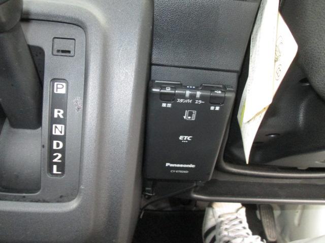 ハイゼットカーゴ スペシャルSAIII 4WD AT 衝突被害軽減システム クリアランスソナー ETC 両側スライドドア アイドリングストップ オートマチックハイビーム ABS ESC エアコン(24枚目)