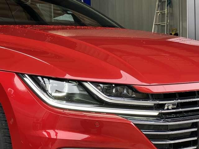 アルテオン TSI 4モーション Rラインアドバンス TSI 4モーション Rラインアドバンス レザーシート パワーシート アラウンドビューカメラ シートヒーター パワーテールゲート 純正ナビ デジタルメーター ヘッドアップディスプレイ ドラレコ前後(5枚目)