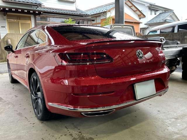 アルテオン TSI 4モーション Rラインアドバンス TSI 4モーション Rラインアドバンス レザーシート パワーシート アラウンドビューカメラ シートヒーター パワーテールゲート 純正ナビ デジタルメーター ヘッドアップディスプレイ ドラレコ前後(10枚目)