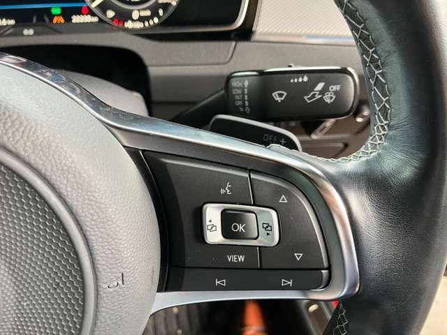 アルテオン TSI 4モーション Rラインアドバンス TSI 4モーション Rラインアドバンス レザーシート パワーシート アラウンドビューカメラ シートヒーター パワーテールゲート 純正ナビ デジタルメーター ヘッドアップディスプレイ ドラレコ前後(17枚目)