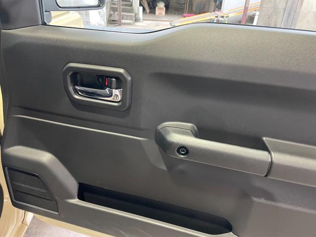 ジムニー ＸＣ　ＸＣ　ベージュ／黒ツートン　シートヒーター　Ｂｌｕｅｔｏｏｔｈ　ドラレコ前後　ビルトインＥＴＣ　オートエアコン　ＬＥＤヘッドライト　４ＷＤ　スマートキー　オートクルーズコントロール（15枚目）