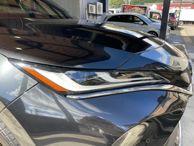 ハリアーハイブリッド Ｚ　レザーパッケージ　黒革パワーシート　フルモデリスタエアロ　ＪＢＬサウンドシステム　パワーリアゲート　ステアリングヒーター　ブラインドスポットモニター　レーダークルーズ　ヘッドアップディスプレイ　パノラミックビューモニタ（5枚目）