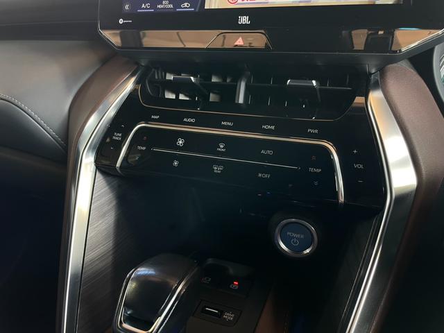 ハリアーハイブリッド Ｚ　レザーパッケージ　黒革パワーシート　フルモデリスタエアロ　ＪＢＬサウンドシステム　パワーリアゲート　ステアリングヒーター　ブラインドスポットモニター　レーダークルーズ　ヘッドアップディスプレイ　パノラミックビューモニタ（23枚目）