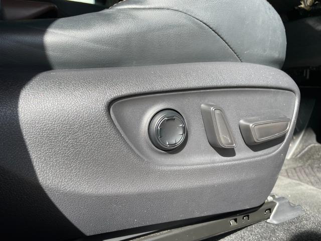 ハリアーハイブリッド Ｚ　レザーパッケージ　黒革パワーシート　フルモデリスタエアロ　ＪＢＬサウンドシステム　パワーリアゲート　ステアリングヒーター　ブラインドスポットモニター　レーダークルーズ　ヘッドアップディスプレイ　パノラミックビューモニタ（41枚目）