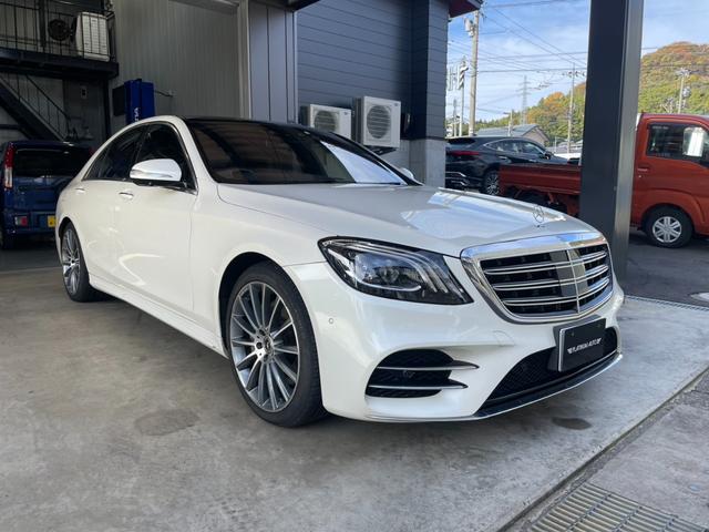 Ｓクラス Ｓ４００ｄ　スポーツリミテッド　ディーゼルターボ　レザーＥＸＣ　パノラマＳＲ　ＨＵＤ　Ｂｕｒｍｅｓｔｅ　フルセグＴＶ　ｃａｒｐｌａｙ　純２０インチＡＷ　電動リアゲート　黒革　メモリパワーシート　シートヒータ　ワイヤレス充電（4枚目）