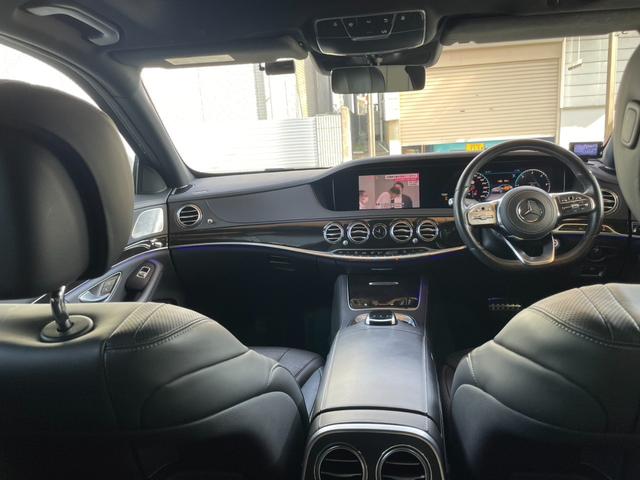 Ｓクラス Ｓ４００ｄ　スポーツリミテッド　ディーゼルターボ　レザーＥＸＣ　パノラマＳＲ　ＨＵＤ　Ｂｕｒｍｅｓｔｅ　フルセグＴＶ　ｃａｒｐｌａｙ　純２０インチＡＷ　電動リアゲート　黒革　メモリパワーシート　シートヒータ　ワイヤレス充電（39枚目）