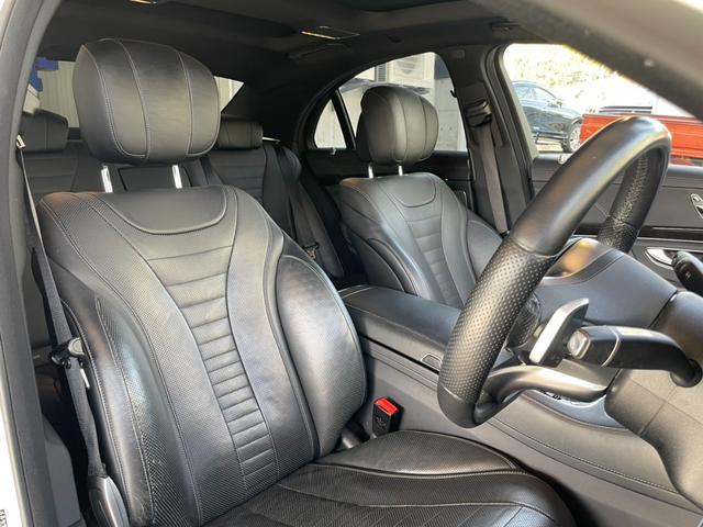 Ｓクラス Ｓ４００ｄ　スポーツリミテッド　ディーゼルターボ　レザーＥＸＣ　パノラマＳＲ　ＨＵＤ　Ｂｕｒｍｅｓｔｅ　フルセグＴＶ　ｃａｒｐｌａｙ　純２０インチＡＷ　電動リアゲート　黒革　メモリパワーシート　シートヒータ　ワイヤレス充電（40枚目）