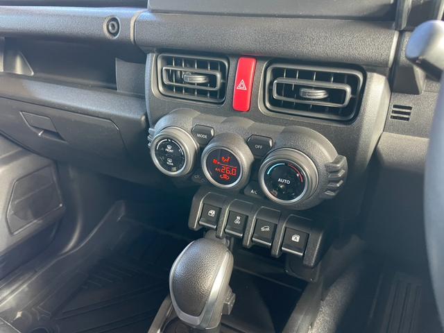 ジムニー ＸＣ　社外グリル　シートカバー　ドラレコ前後　バックカメラ　ナビテレビ（22枚目）