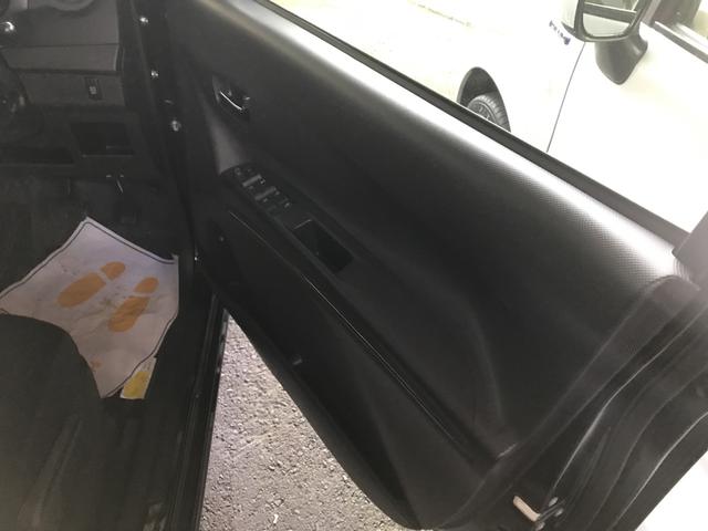 カスタムG 4WD TV ナビ 軽自動車 CVT AC(5枚目)