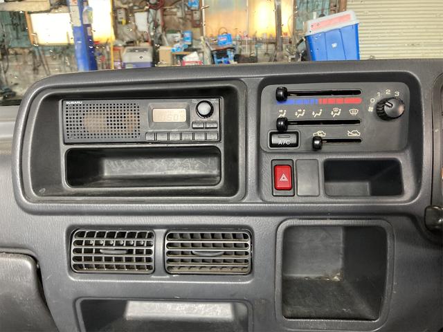 ＴＢ　４ＷＤ　軽トラック　ＭＴ　エアコン　パワーステアリング　運転席エアバッグ(15枚目)