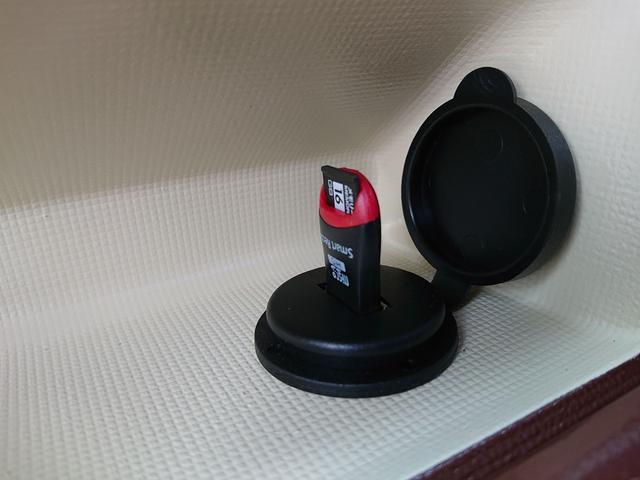 農繁 リフトアップ オールペイント 切り替え4WD 社外マフラー 追加メーター キーレス 5MT バックカメラ エアコン CD USB スピーカー シートカバー LEDヘッドライト A/Tタイヤ(31枚目)