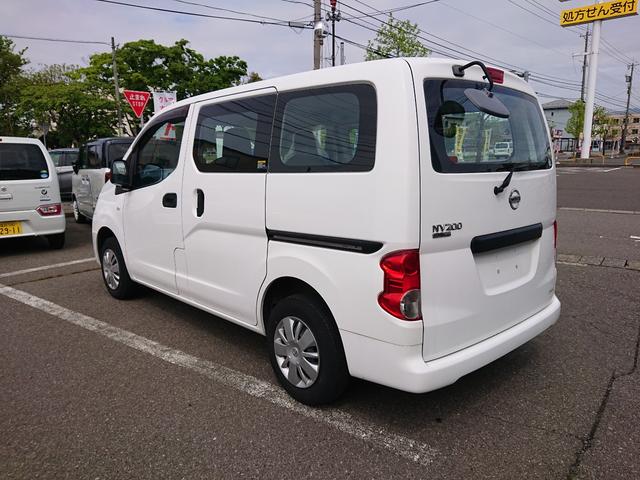 ＮＶ２００バネットバン ＶＸ　ＥＴＣ　両側スライドドア　キーレスエントリー　ＡＴ　エアコン　パワーウィンドウ　運転席エアバッグ（11枚目）