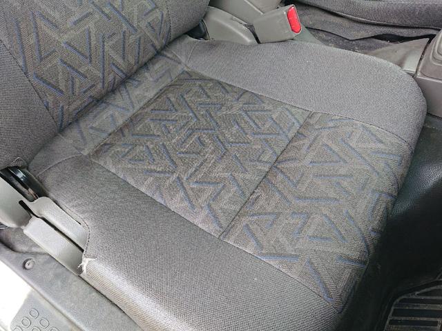 アトラストラック シングルキャブ 3000cc ディーセル ターボ 1.5t積み 5MT ETC キーレスエントリー 電動格納ミラー エアコン パワーウィンドウ(9枚目)