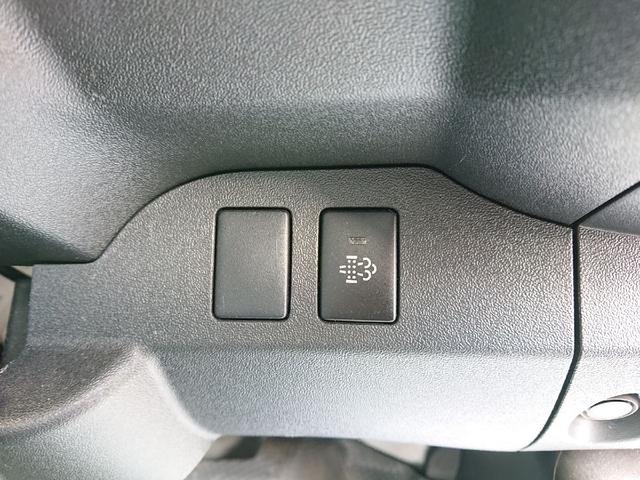 ハイエースバン ロングDX ディーゼル 4WD 5ドア 6人乗り ETC ナビ 両側スライドドア キーレス インパネAT レンタカーアップ CD エアコン パワーウィンドウ ABS(23枚目)